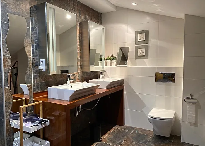 Alcaniz, Deluxe * Alcañiz